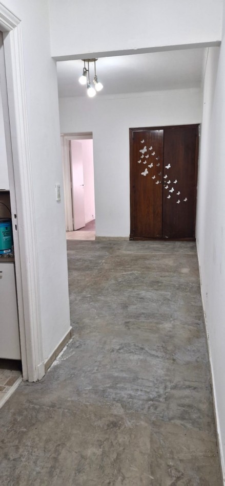 DEPARTAMENTO 3 AMBIENTES CON DEPENDENCIA APTO CREDITO EN PLAZA COLON