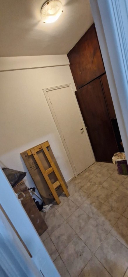 DEPARTAMENTO 3 AMBIENTES CON DEPENDENCIA APTO CREDITO EN PLAZA COLON