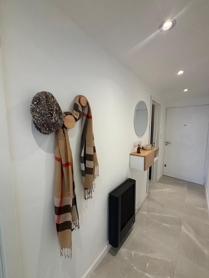 DEPARTAMENTO 1 AMBIENTE A LA CALLE CON BALCON FRANCES EN PLAZA MITRE