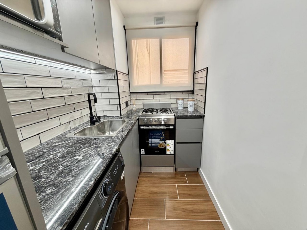 DEPARTAMENTO 2 AMBIENTES A LA CALLE CON BALCON SALIENTE SOBRE VEREDA DE SOL EN ALDREY