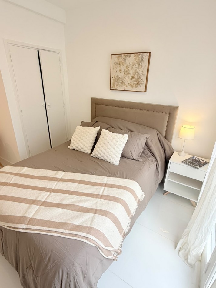 DEPARTAMENTO 1 AMB A LA CALLE CON BALCON FRANCES