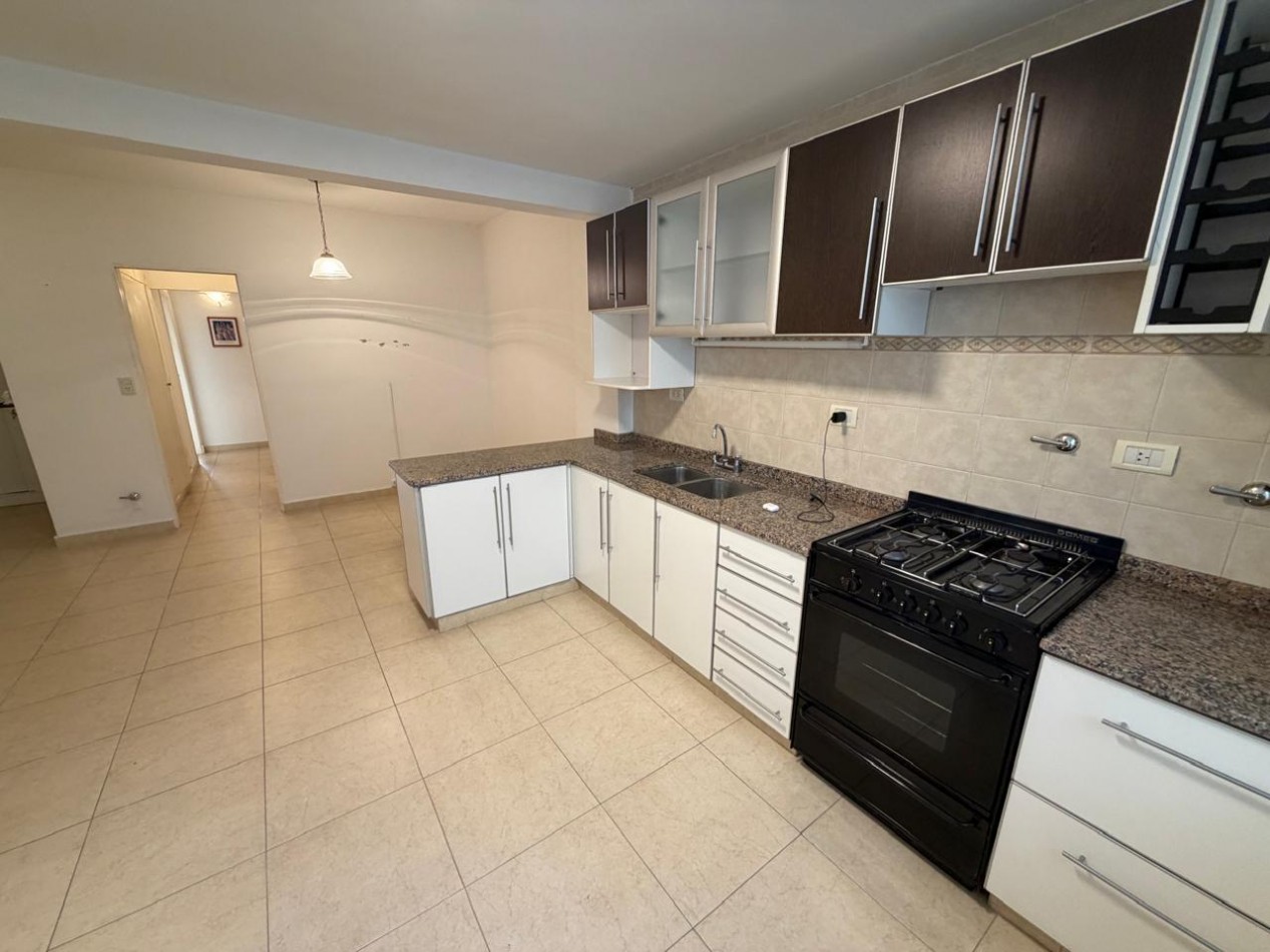 DEPARTAMENTO INVERTIDO DE 2 AMBIENTES A LA CALLE CON DEPENDENCIA EN ALDREY