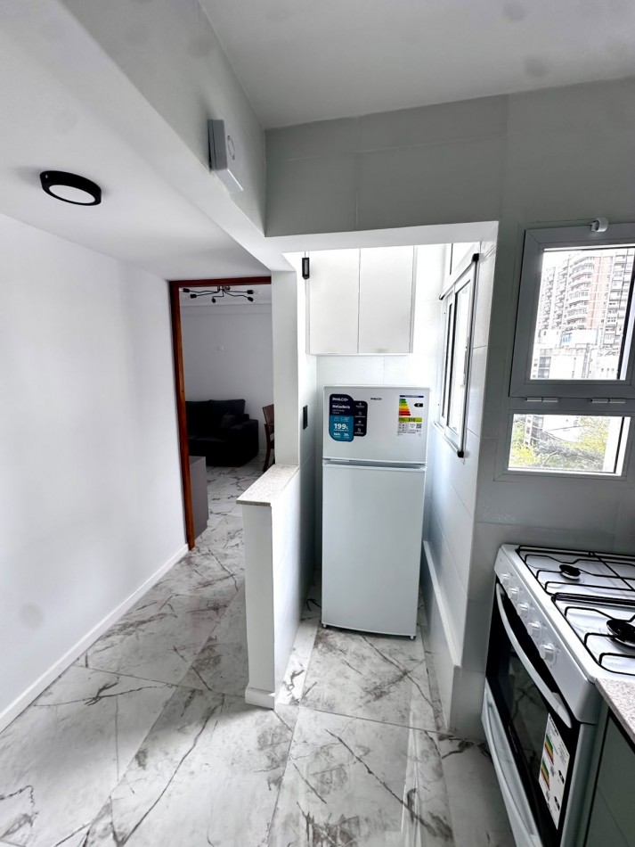 DEPARTAMENTO 2 AMB CONTRAFRENTE CON BALCON Y ESPACIO DE COCHERA EN ALDREY