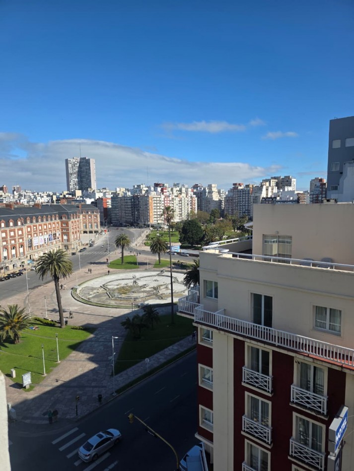 DEPARTAMENTO 1 AMB EXTERNO DIVIDIDO CON BALCON SALIENTE A LA CALLE