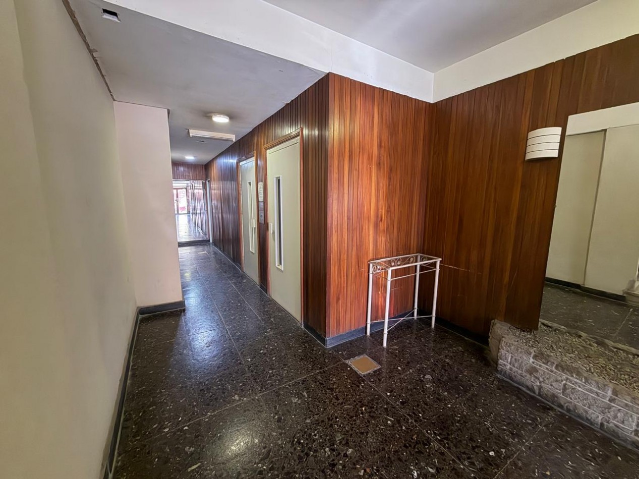 DEPARTAMENTO 2 AMBIENTES CONTRAFRENTE EN PLAZA COLON