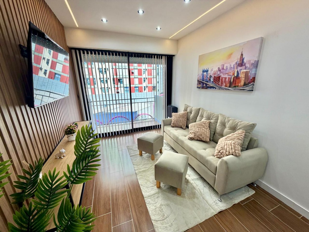 DEPARTAMENTO 2 AMBIENTES EXTERNO CON BALCON SALIENTE EN PUNTA IGLESIA