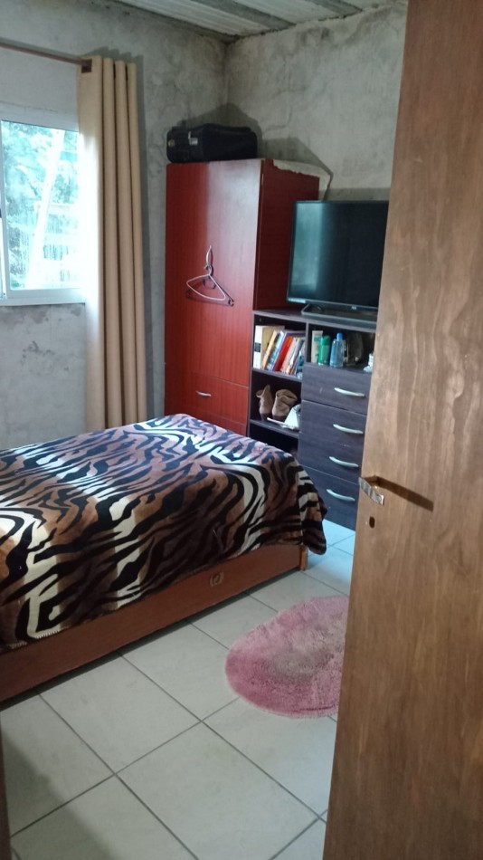 CHALET 4 AMB CON LOCAL Y PARQUE EN LOS ACANTILADOS . APTO CREDITO. URGENCIA DE VENTA