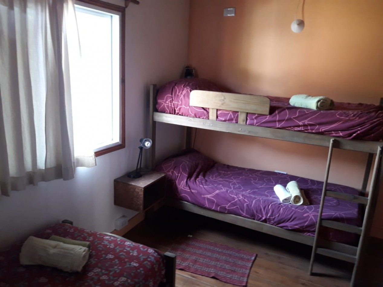 DUPLEX 3 AMB PARA 4 PERSONAS SE ALQUILA POR DIA O TEMPORADA EN LOS ACANTILADOS