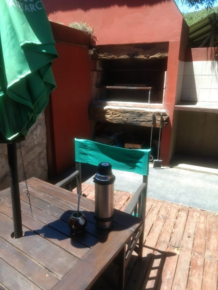 DUPLEX 3 AMB PARA 4 PERSONAS SE ALQUILA POR DIA O TEMPORADA EN LOS ACANTILADOS