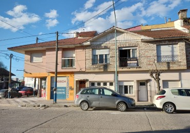 3 DEPARTAMENTOS DE 3 AMBIENTES EN BLOCK CON QUINCHO, MAS LOCAL, SE VENDE TODO JUNTO O POR SEPARADO