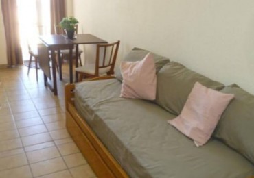DEPARTAMENTO 1 AMBIENTE AL CONTRAFRENTE CON VISTA ABIERTA EN PLAZA MITRE. APTO CREDITO