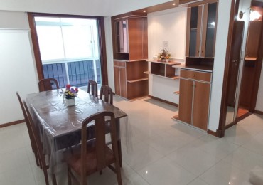 DEPARTAMENTO DE 2 AMBIENTES A LA CALLE CON BALCON CERRADO Y VISTA AL HOTEL PROVINCIAL 