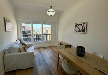 DEPARTAMENTO DE 3 AMBIENTES CON BALCON FRANCES Y VISTA PARCIAL AL MAR EN EL CENTRO