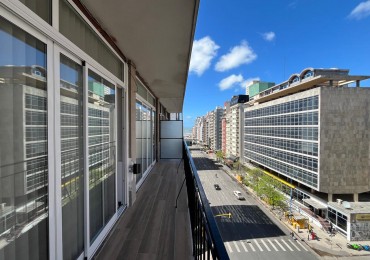DEPARTAMENTO 3 AMBIENTES EXTERNO CON BALCON CORRIDO Y VISTA A AV. LURO EN EL CENTRO