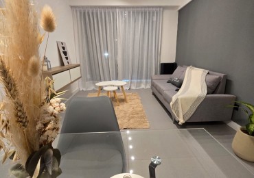 DEPARTAMENTO 2 AMB CON DEPENDENCIA, BALCON A LA CALLE Y TOILETTE DE SERVICIO