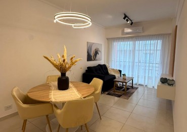 DEPARTAMENTO 2 AMBIENTES CON DEPENDENCIA Y BALCON A LA CALLE EN PLAZA COLON