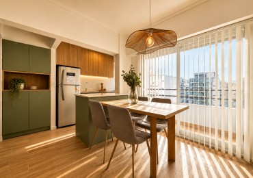 DEPARTAMENTO 1 AMBIENTE TOTALMENTE RECICLADO A LA CALLE CON BALCON SALIENTE EN ALDREY