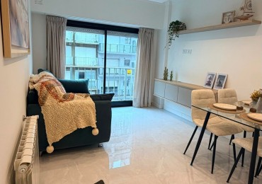 DEPARTAMENTO 3 AMBIENTES A LA CALLE CON BALCON FRANCES, A 150 MTS DE LA PLAYA