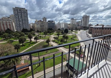 DEPARTAMENTO 3 AMBIENTES RECICLADO AL FRENTE CON VISTA A PLAZA COLON